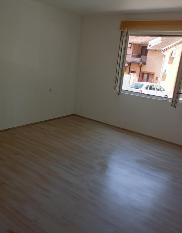Slika 4 - Jednosoban, 30m2, Kod DIF-a Niš
